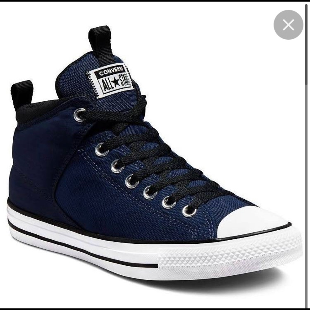 82. CONVERSE Boy’s Sneakers